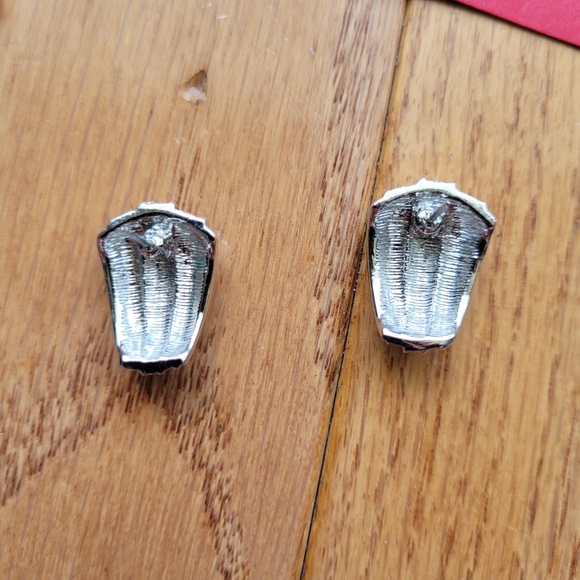 Earrings and Brooch Lot - Picture 11 of 12